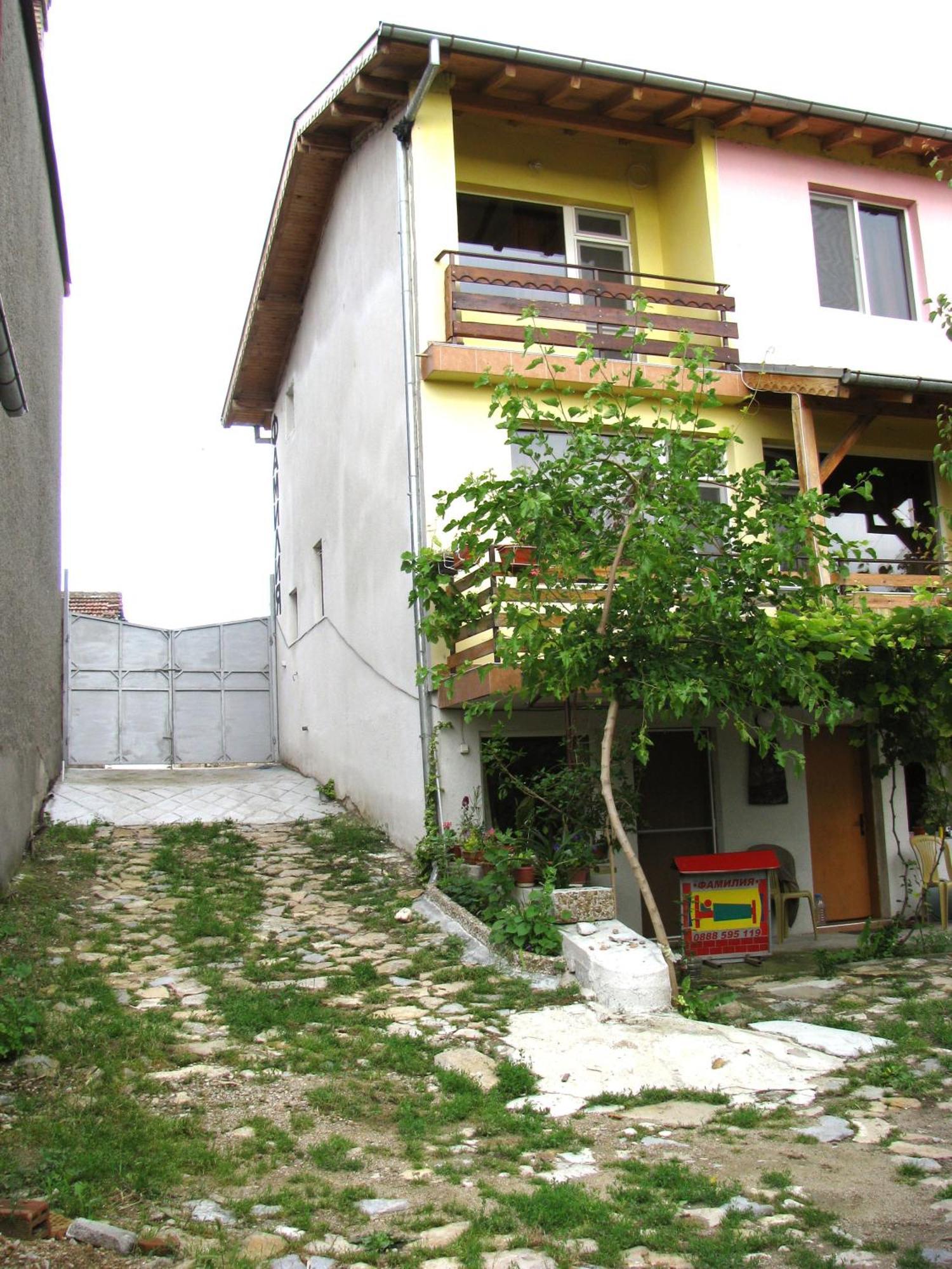Guest House Familia Szamovodene Kültér fotó