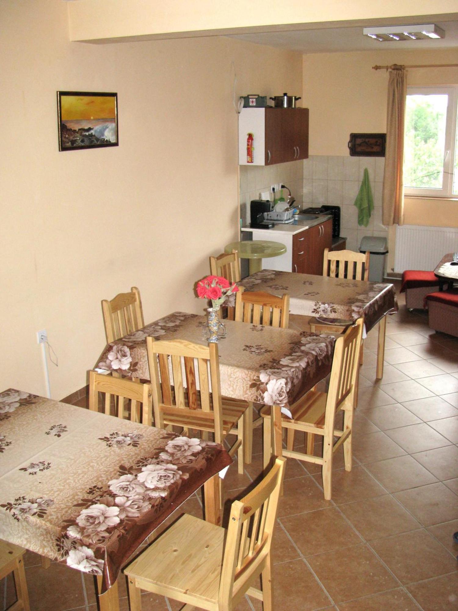Guest House Familia Szamovodene Kültér fotó
